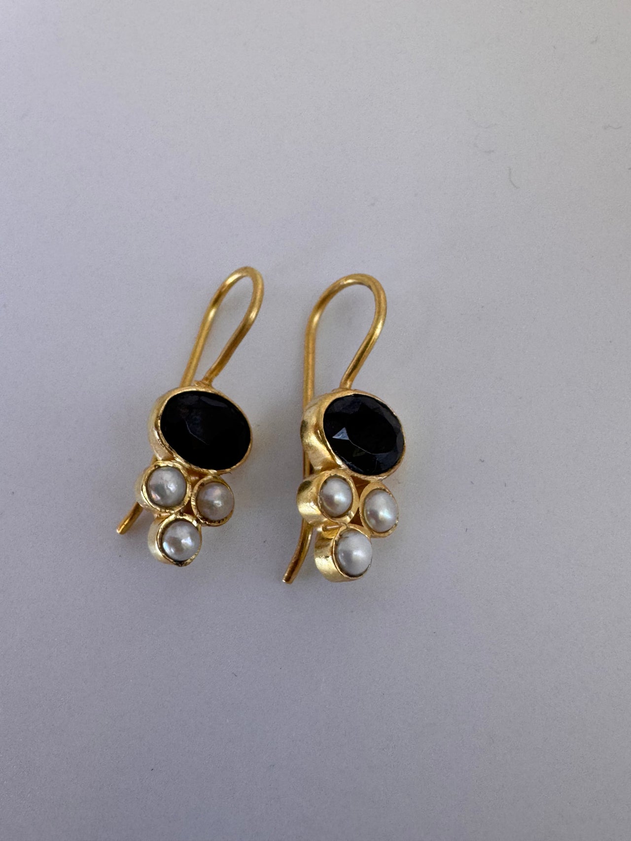 Black Onyx Pearl Earrings