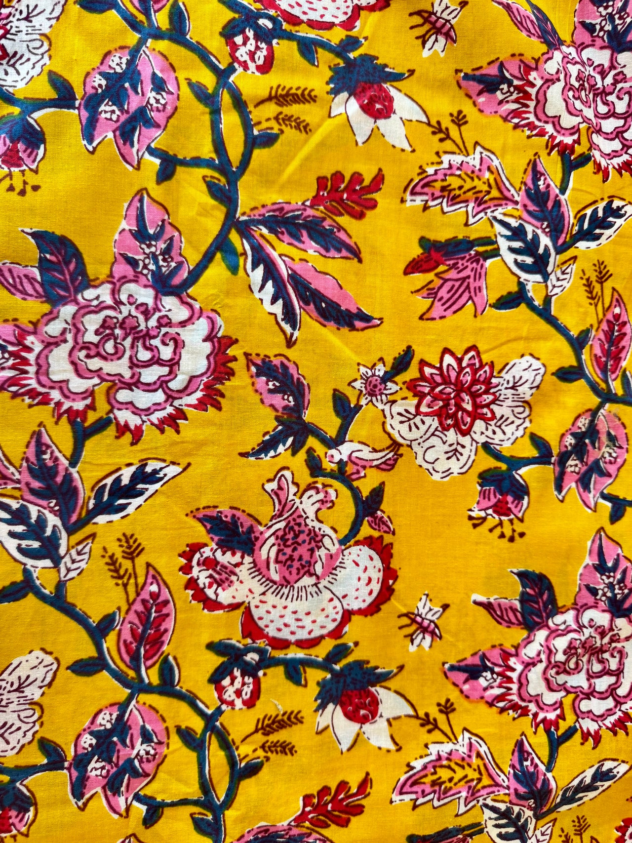 100% cotton fabric – Yellow Floral