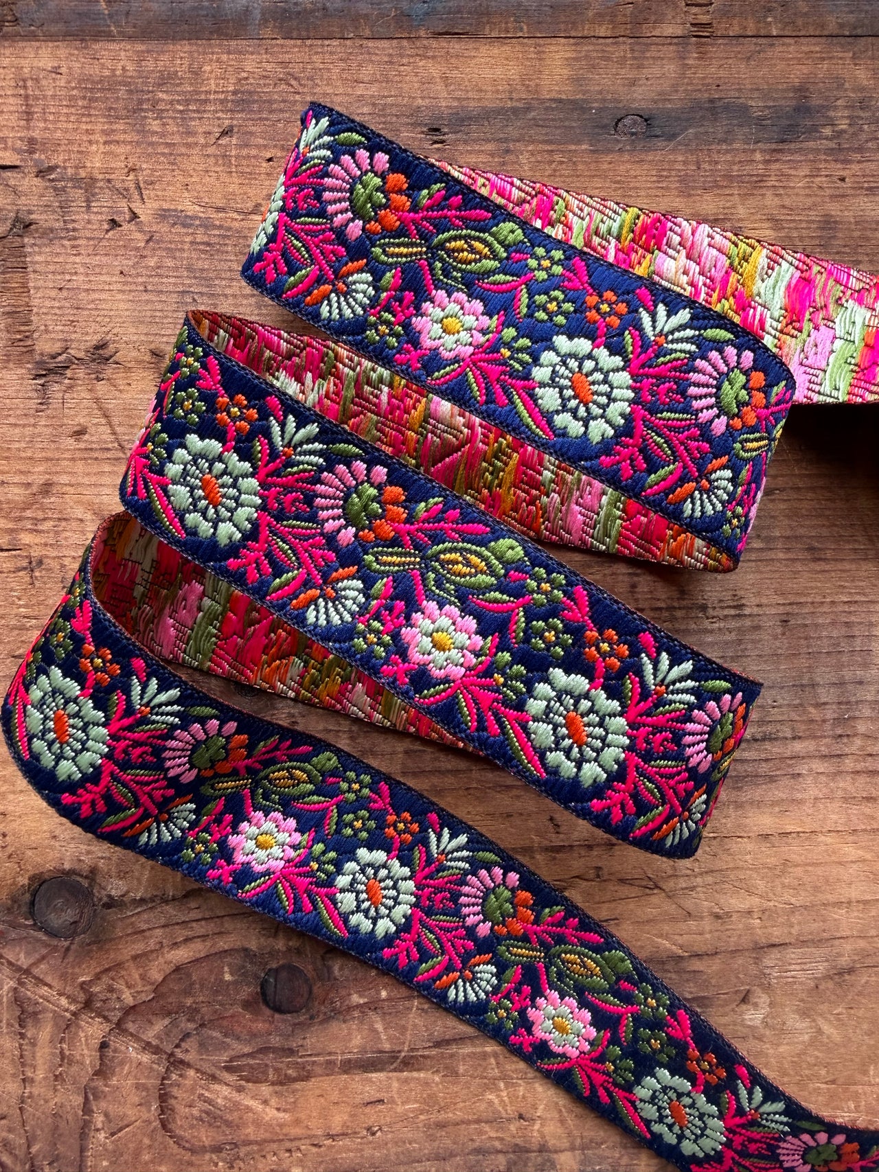Ribbon – RI026